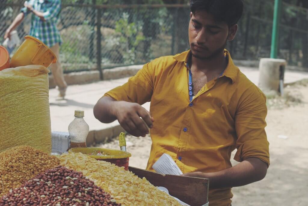 street food vendor in india