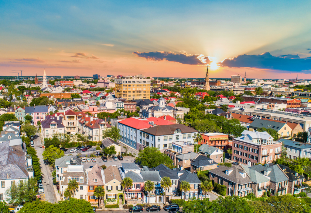 Charleston, South Carolina best weekend vacations | vacation ideas for couples | affordable weekend getaways