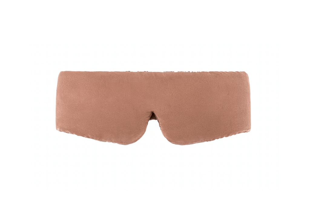 Lunya washable silk eye mask for how to beat jeg lag