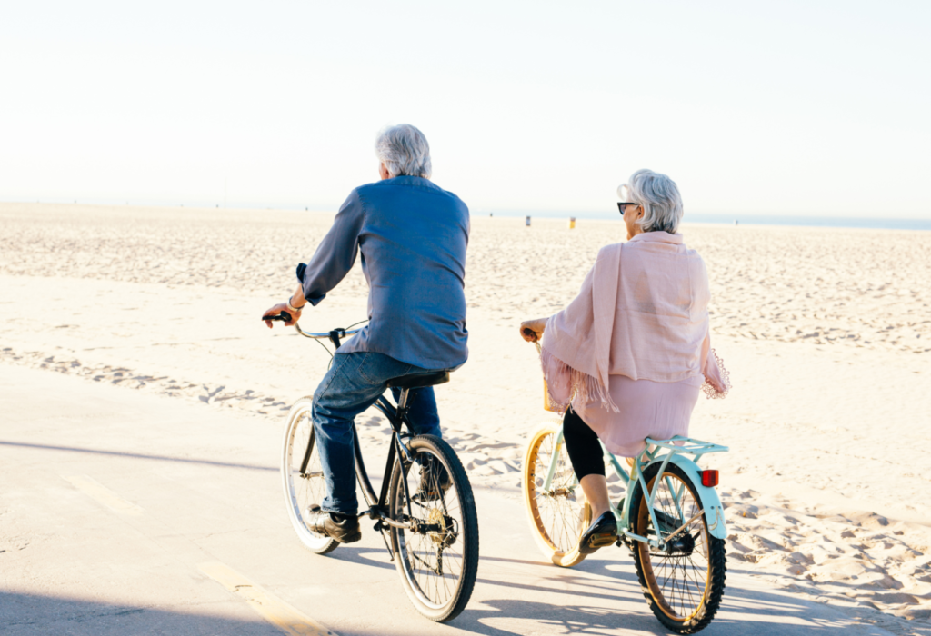 couple biking, fun outdoor activities