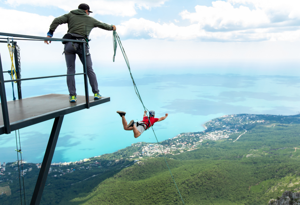 Bungee jumping in New Zealand | dream travel destinations 2025