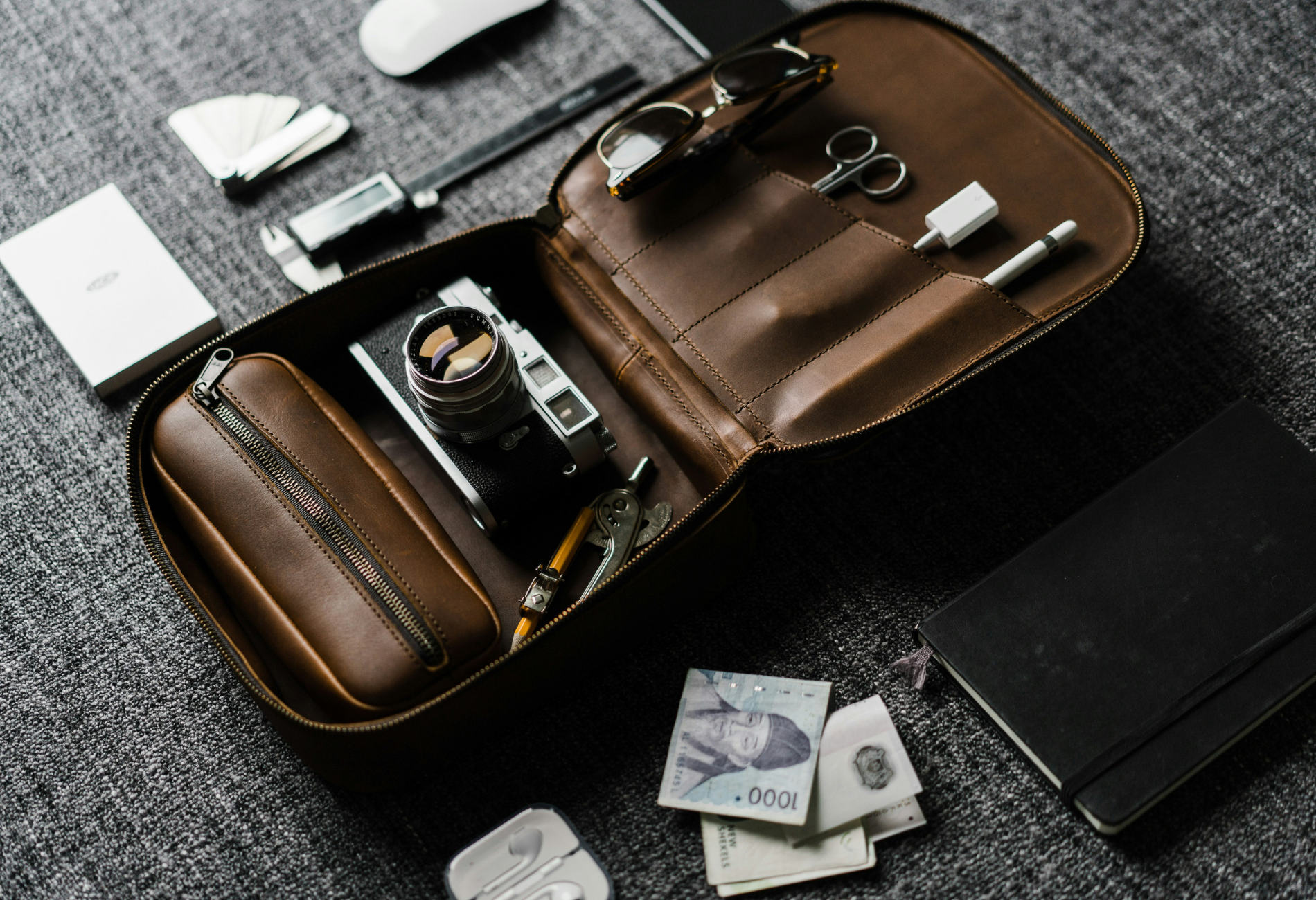 The New York Times - When to Book Travel in 2025 for the Best Deals